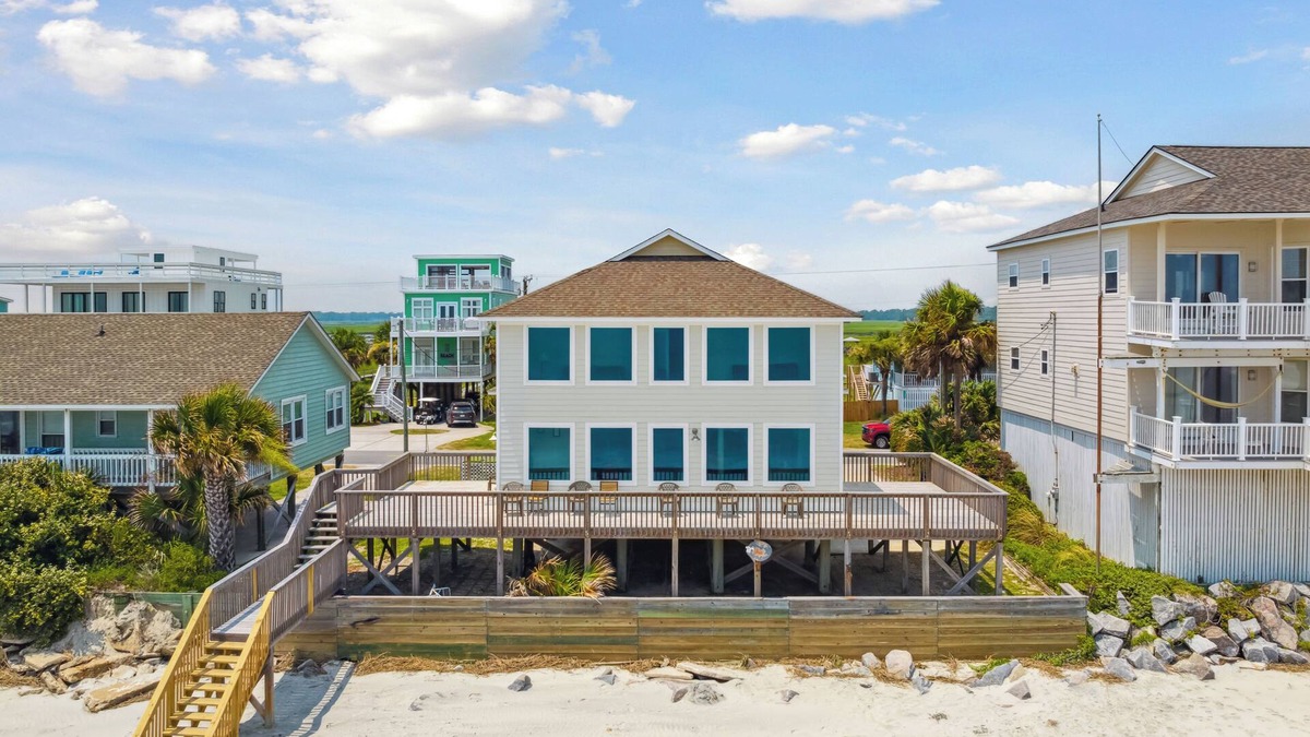 1575 East Ashley! Direct beach access, free wifi, wrap-around oceanfront porch