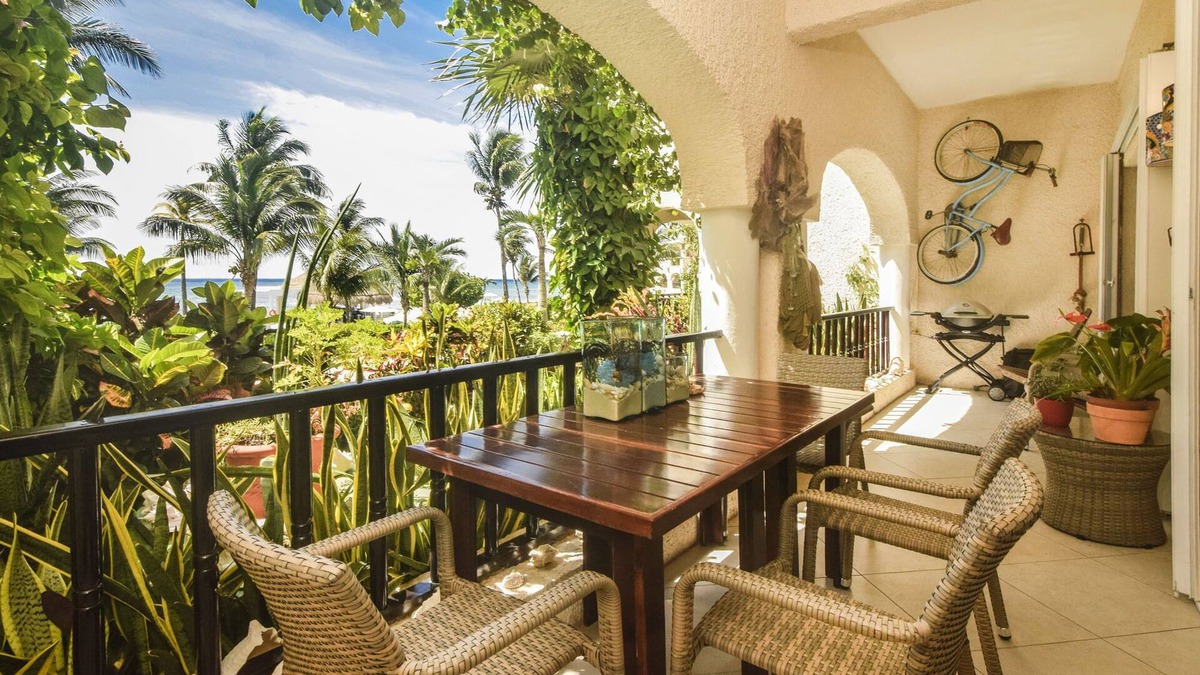 3 BDRM, Oceanfront, Newly Renovated, NOW #1 in Xaman-Ha!