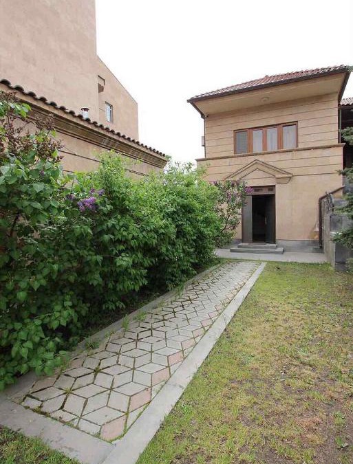 A Royal Luxury Villa With The Best View in Yerevan