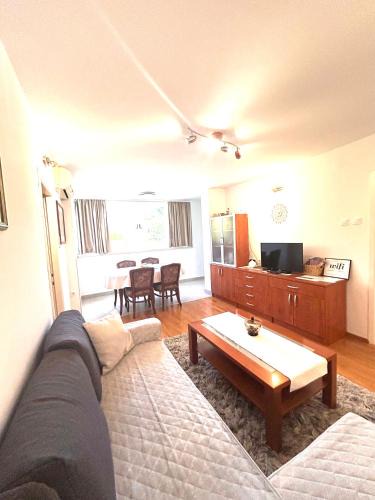 Apartman Fani