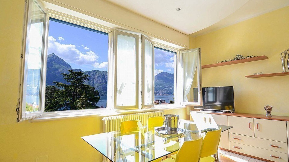 Appartamento Trudi A: A graceful apartment situated at a short distance from the shores of Lake Como, with Free WI-FI.