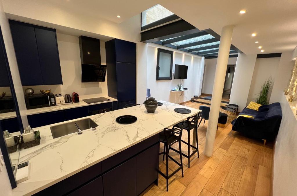 Appartement 2 chambres climatisé triangle d’or