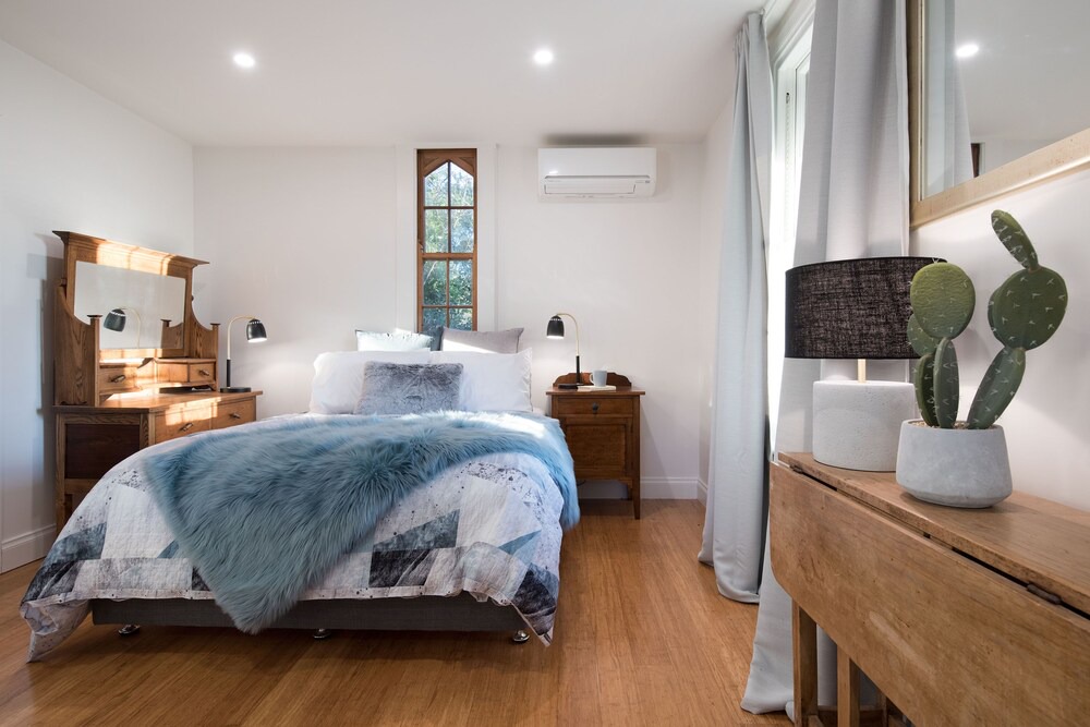 Rosey Knoll Cottage 4 beds with Outdoor Fire