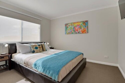 Poppies House Hobart