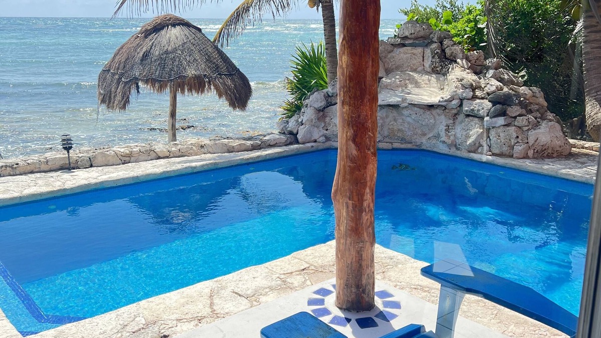 Beachfront home perfect for a unique getaway in beautiful Akumal, Mexico!