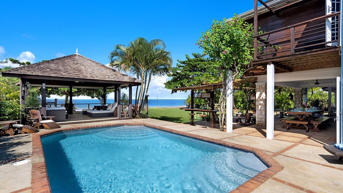 Beautiful beachfront villa on picturesque Bengal Beach in a gated community