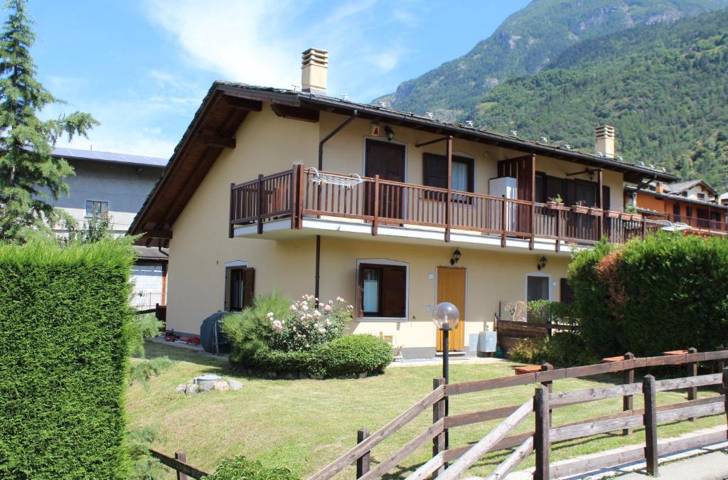Casa vacanze La Marmotta CIR VDA-POLLEIN n 0008