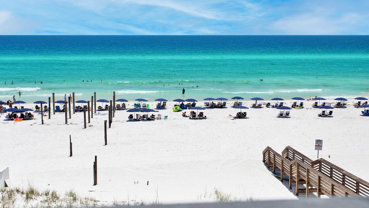 Crystal Sands 306A - Newly Renovated, Gulf-Front Condo, Free Beach Service, Pool