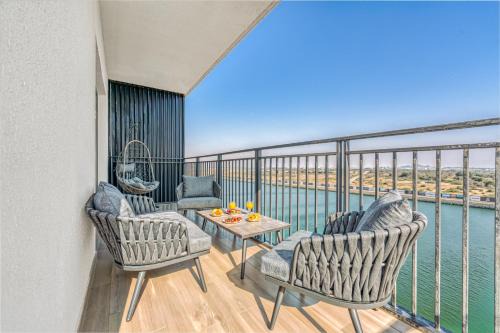 Desert Key - Perfectly Located Yas Island Premier Apts