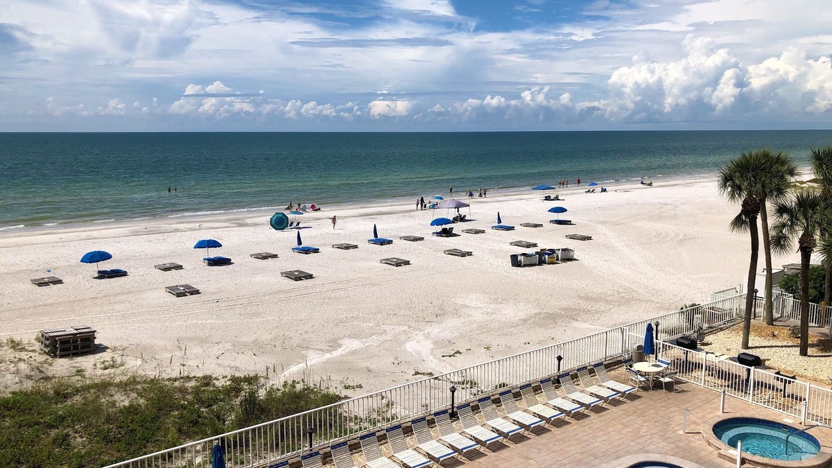 Direct Beachfront Indian Shores - Family Fav W/Pool- Vacay Mode On!