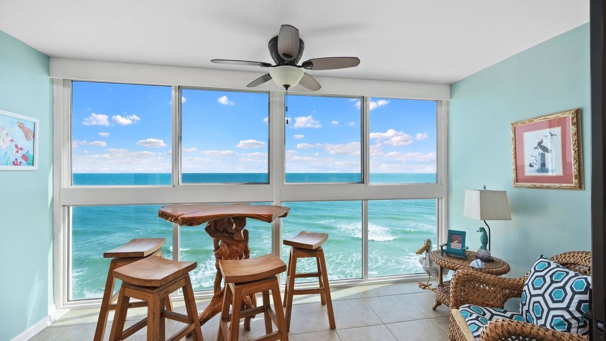 Edgewater West 64 is a fantastic West Beach 2 Bedroom 2 Bathroom Condo!