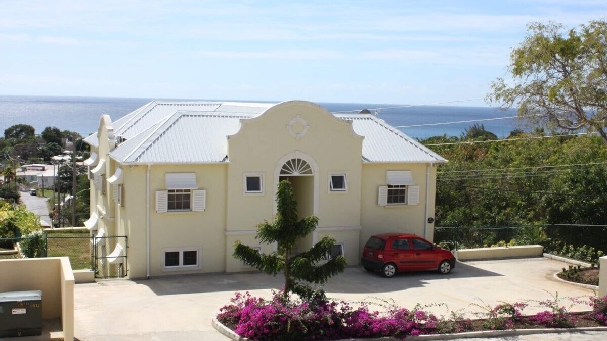 El Vista - a delightful Apt. - available for rent - please look at our calendar