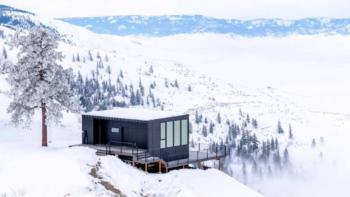 Experience the feeling of being on top of the world in this breathtaking retreat