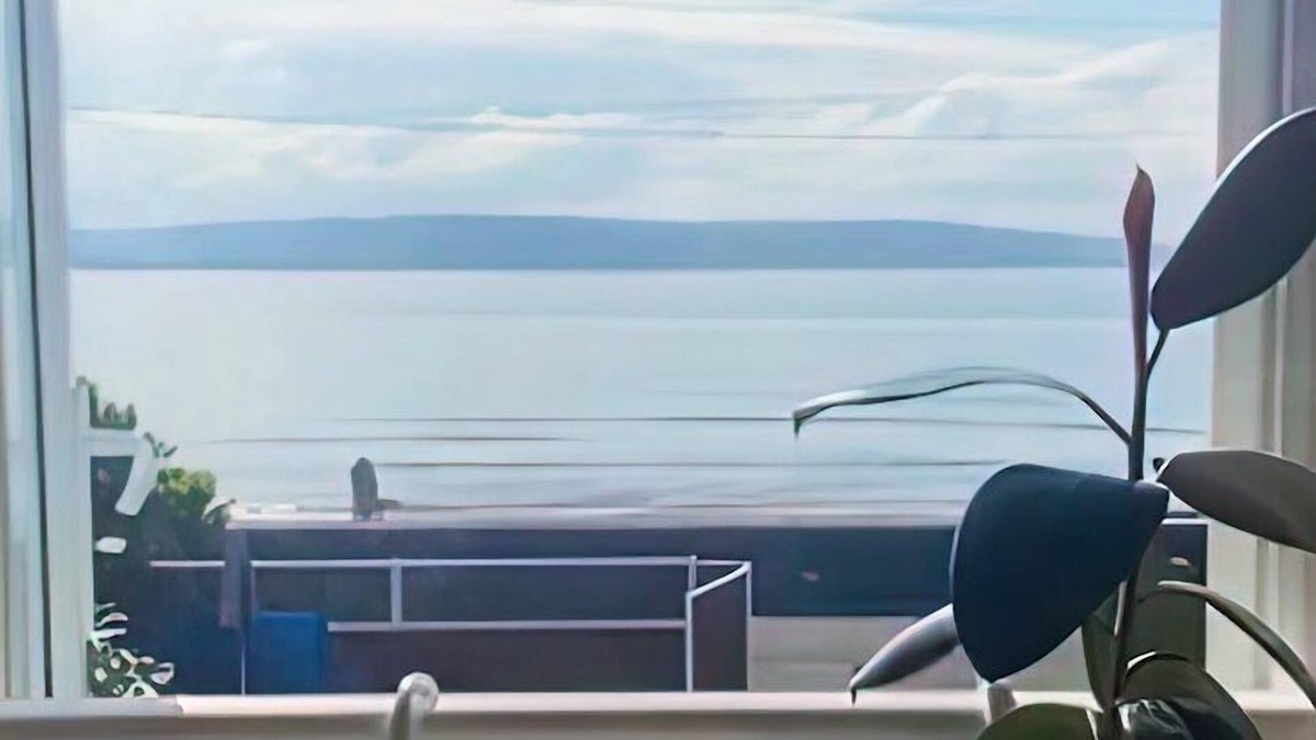 Fy Hiraeth, Home by the Sea