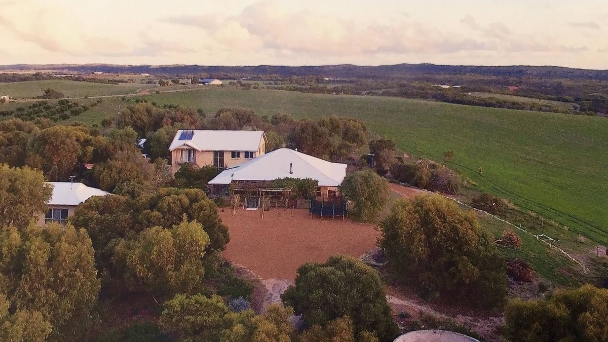 Gully Cottage - Pet Friendly