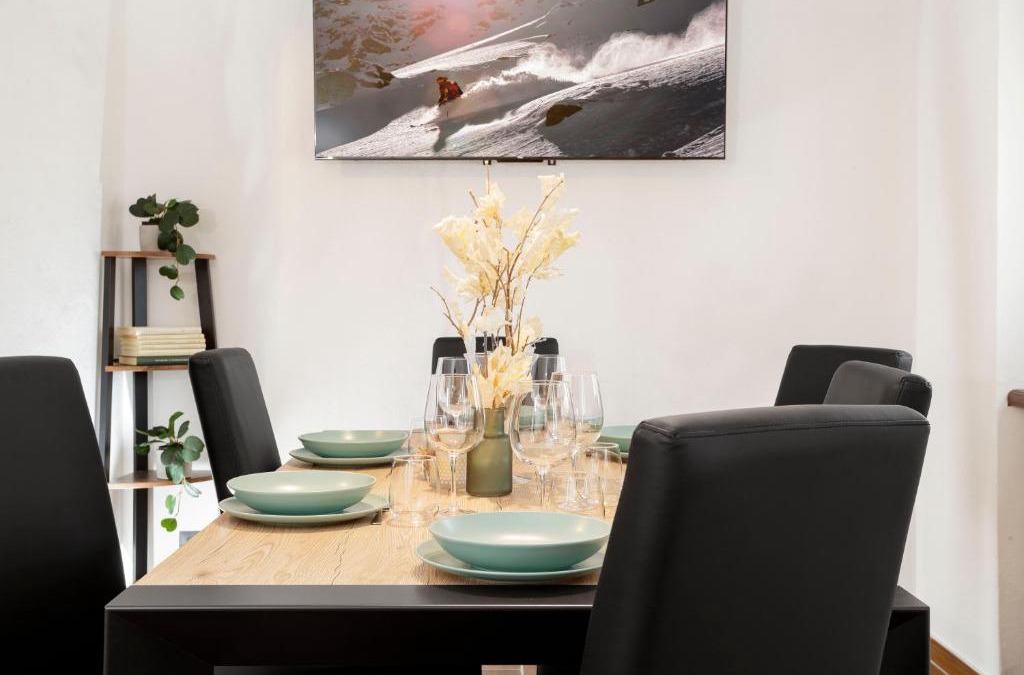 HelloChalet - Le Fleury Family Apartment 600mt cablecar