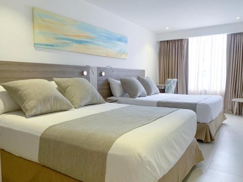 Hotel 1525 By GEH Suites