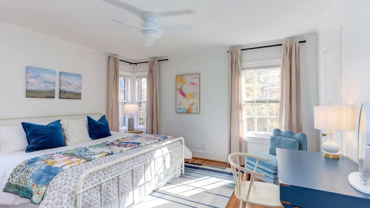 Luminous Historic Home: Walk to Downtown Graham!
