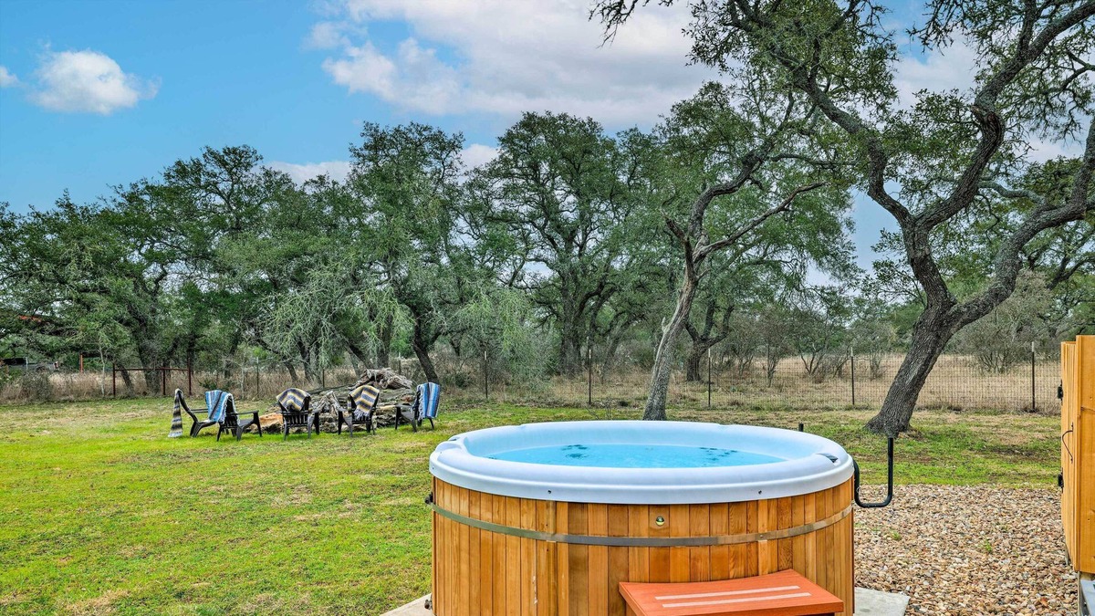 Luxe Hill Country Farmhouse w/ Private Acre