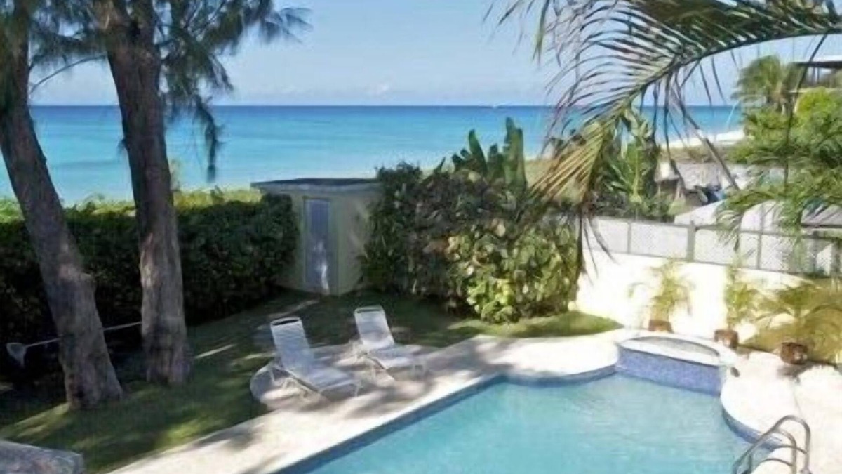Luxury Beach Apartments with lovely Harbor view