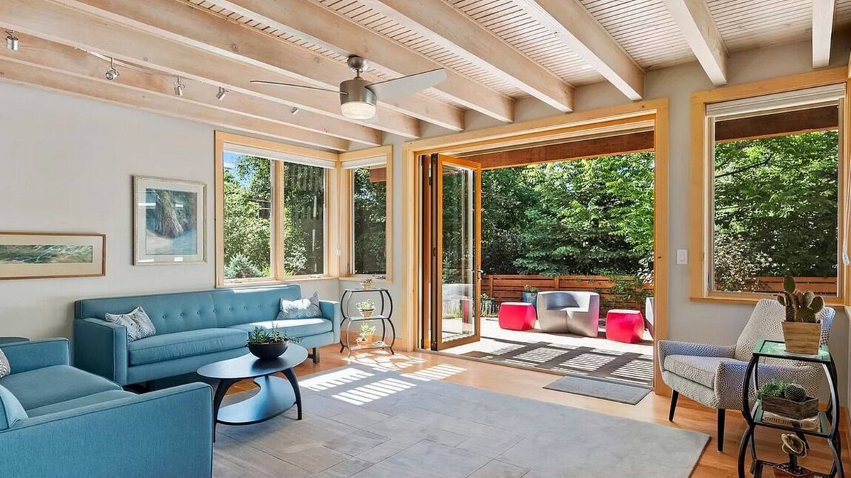 Luxury Custom Home near downtown Louisville/Superhost listing