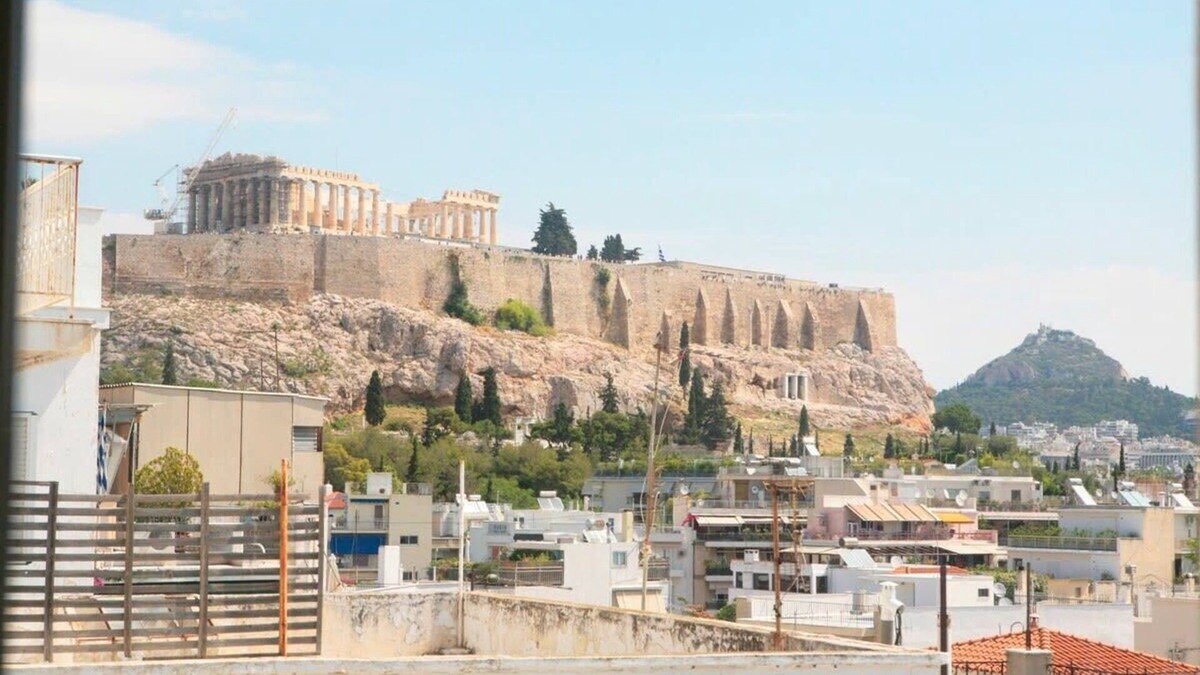 Mind-blowing Athens View Apt, Acropolis
