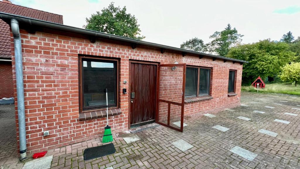 Monteurhaus in Itzehoe ruhige Lage, Küche & Parkplatz inklusive