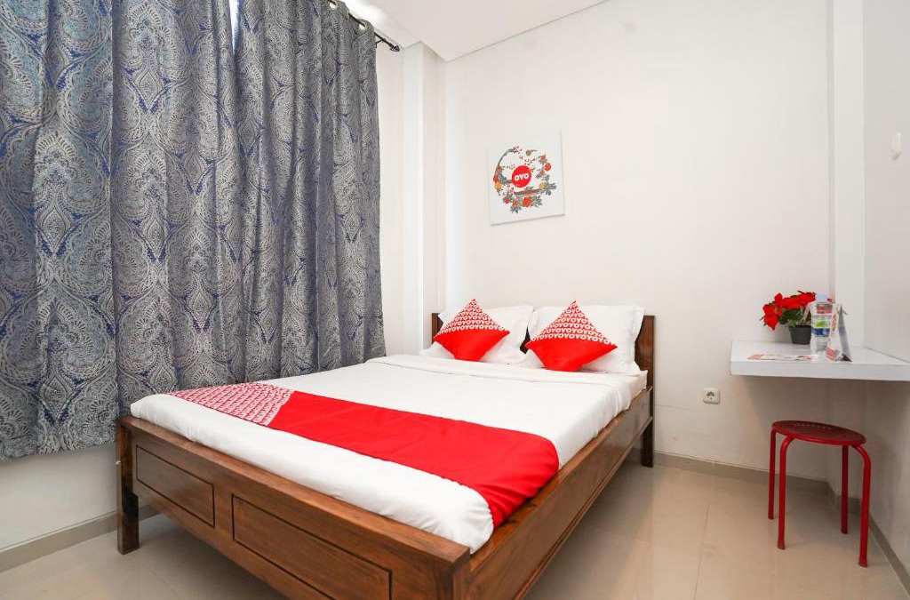 OYO Flagship 318 K1 UPN Rungkut Madya