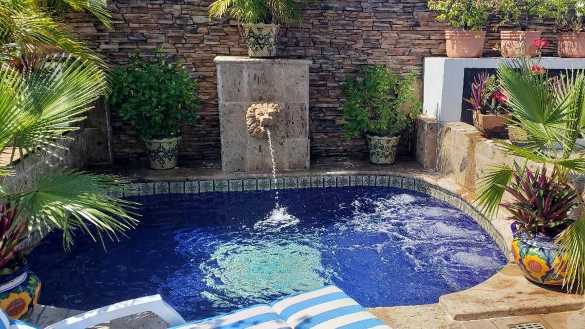 Penthouse Condo on the Beach at 701 Playa Bonita