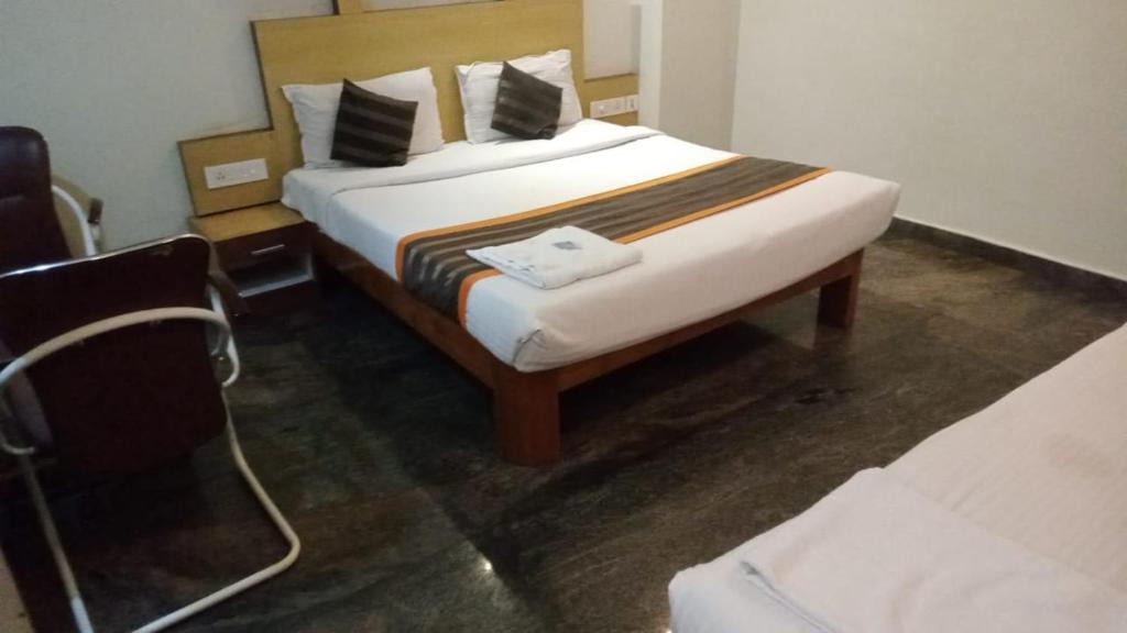 pickurstay New SLV Grand inn