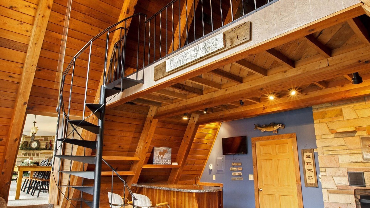 Private Mohican Riverfront - Plenty of Fresh Air - Social Distancing Approved