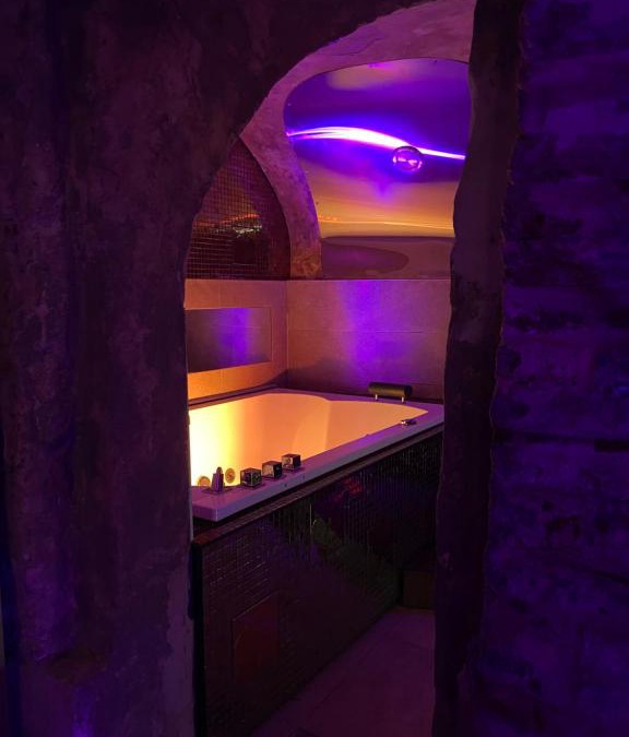 Private Room & Spa avec jacuzzi privatif