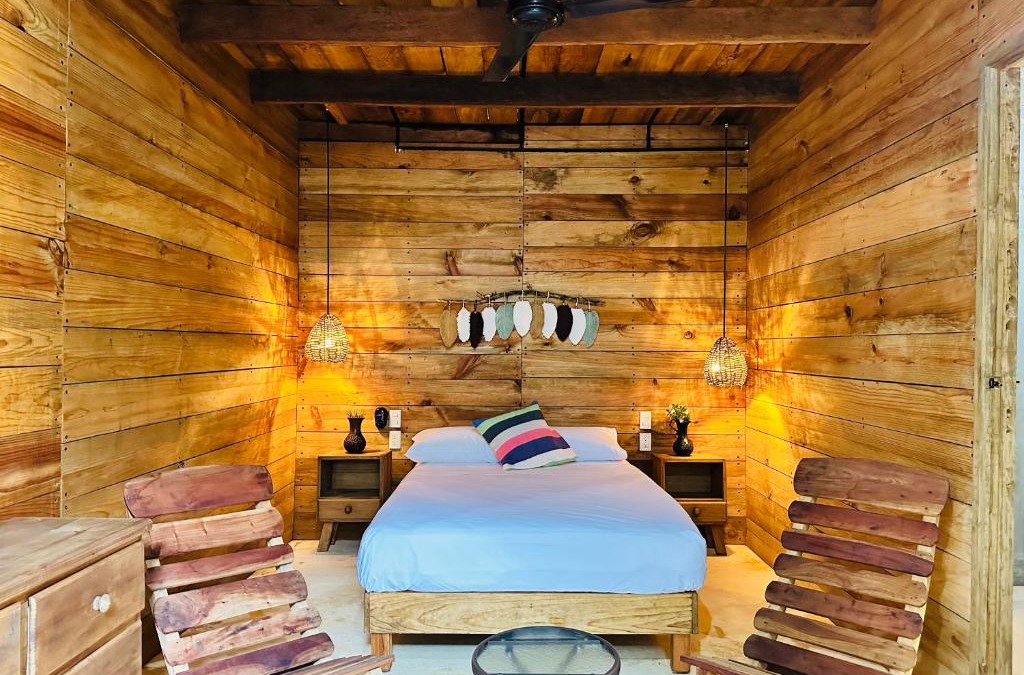 PUNTA SURF ECOCABAÑAS & HOSTEL Adults Only