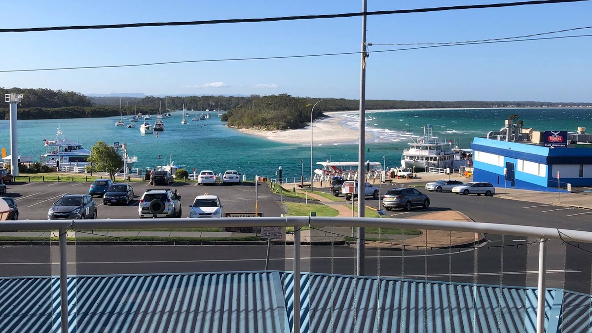 Quelle Vue HUSKISSON - Means What a View in French - The only place to stay