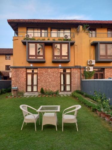 Rishani-alay - An Exclusive Affair by the Ganges