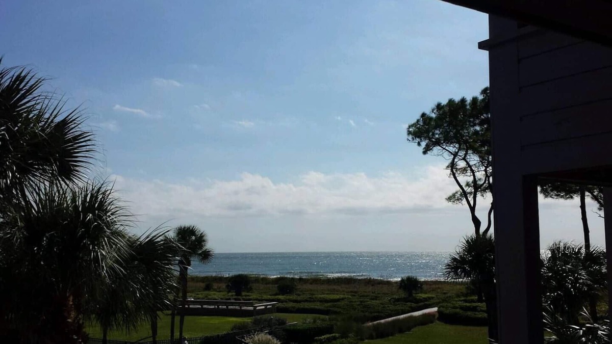 Seabatical-Beautiful ocean view! w/Bikes & Chairs