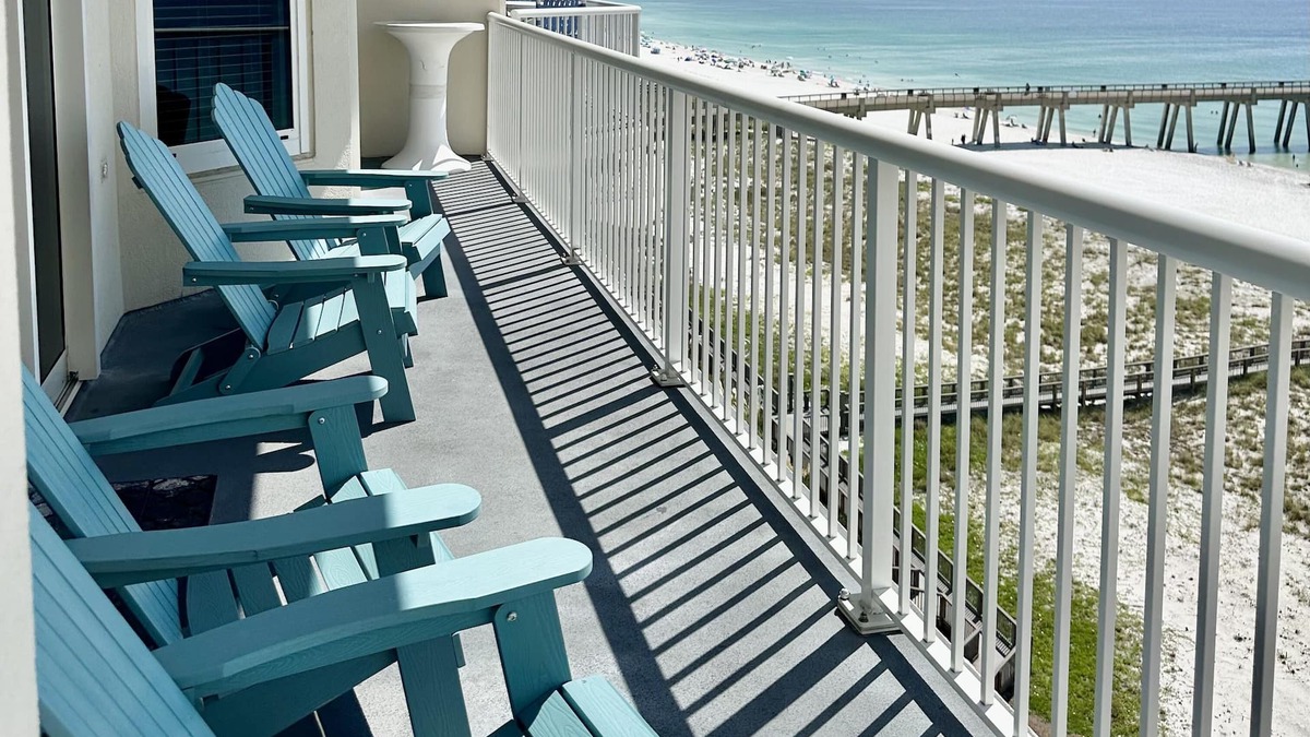 Stunning Gulf Front Views! Wraparound Patio, Pool, August 10% Discount