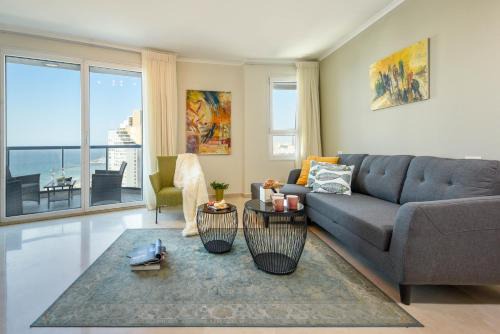 Superb Beachfront Apartments with Shelter by Sea N' Rent