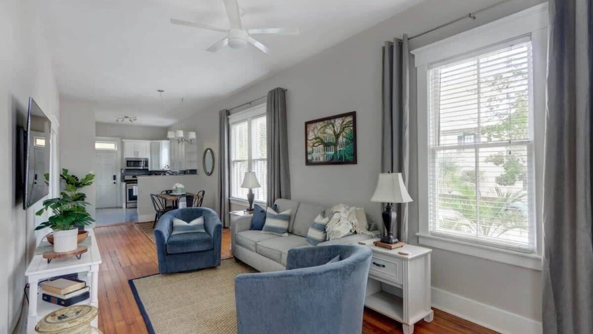 The Broad House, Historic | Renewed | Cozy