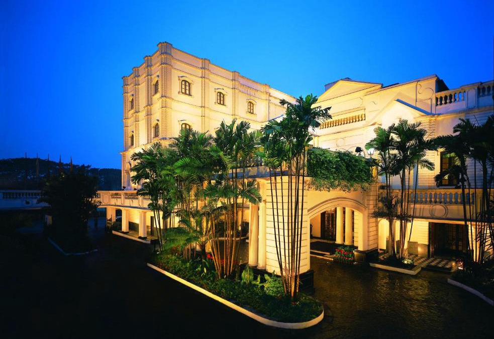 The Oberoi Grand Kolkata