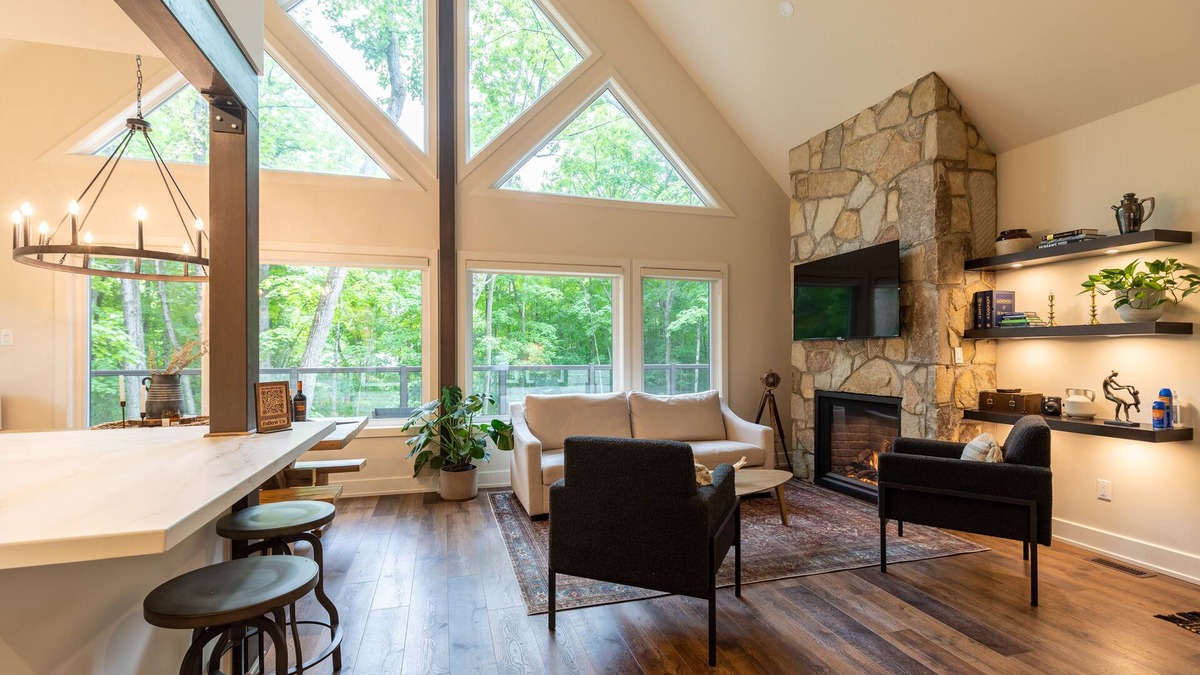 The Ravine In Calabogie - Luxury Chalet
