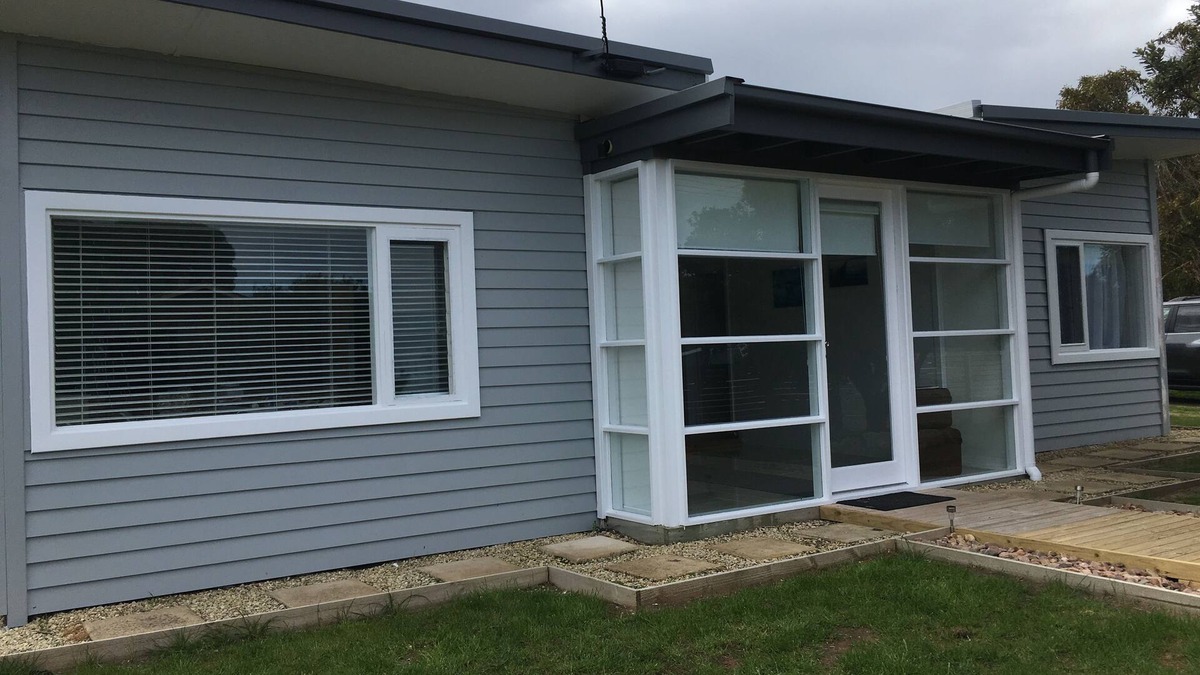 The Sandy Palms - a beautiful family holiday home located in the heart of Robe