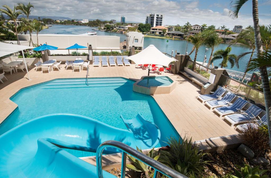 Tiki Hotel Apartments Surfers Paradise