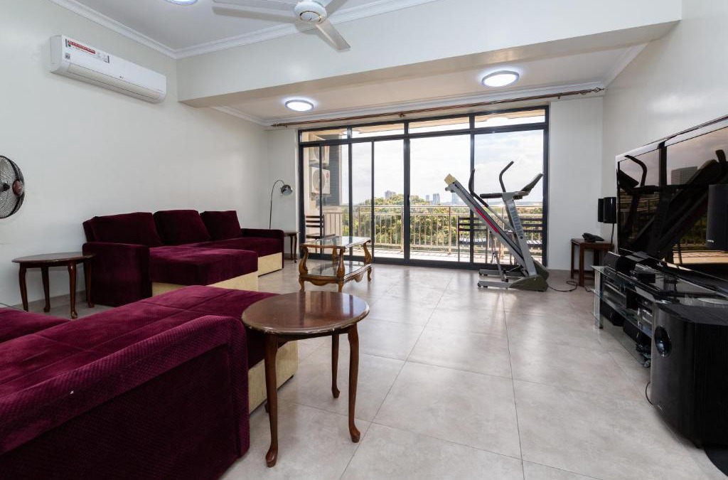 Lovely 3bedroom condo with pool