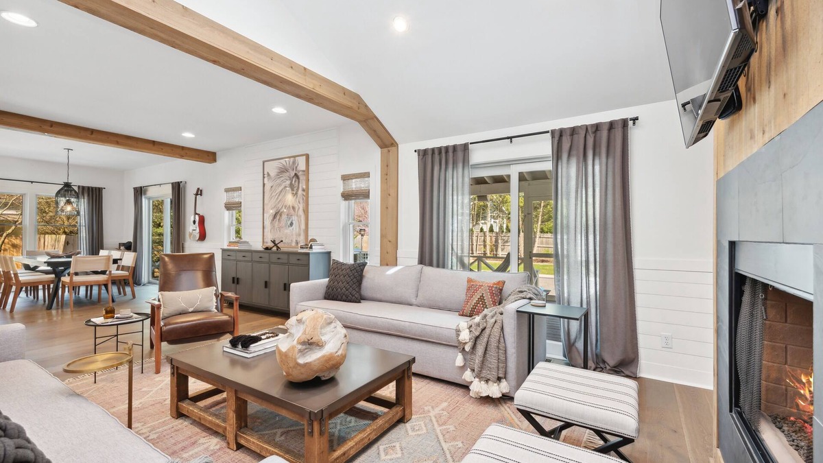 Union Pier Retreat