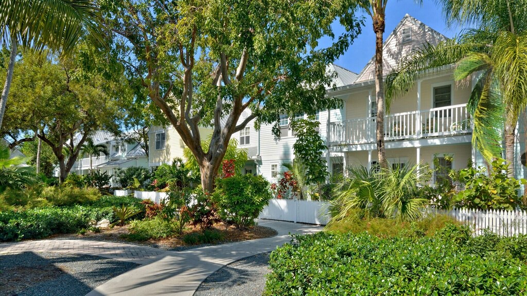 Sweet Sunshine Garden Flat in Key West