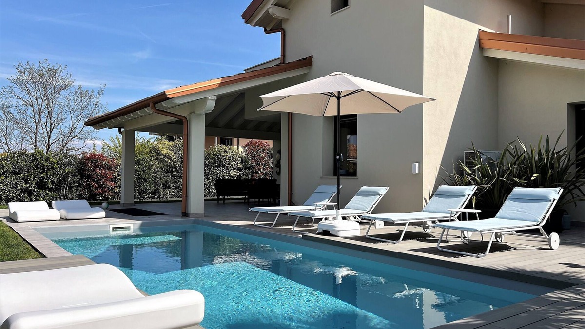 Vacation home "Casa sulle colline di Barcuzzi" Pool, garden & barbecue