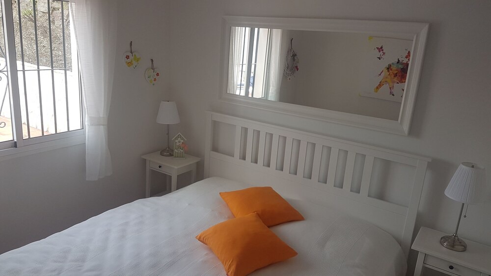 Villa Bellavista with pool, WiFi, satellite TV, air conditioning