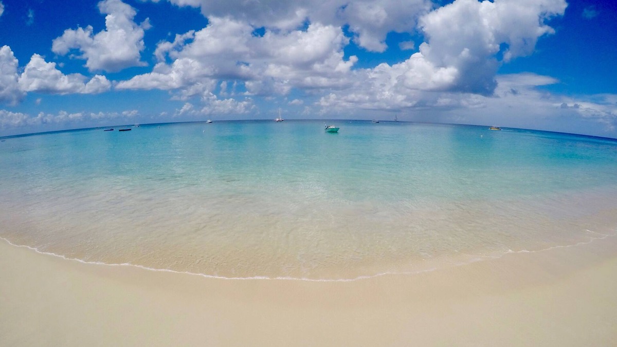 Villa Gina ™: a stunning property. Saint James, West Coast, Barbados