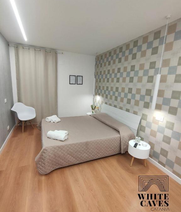 white caves catania rooms